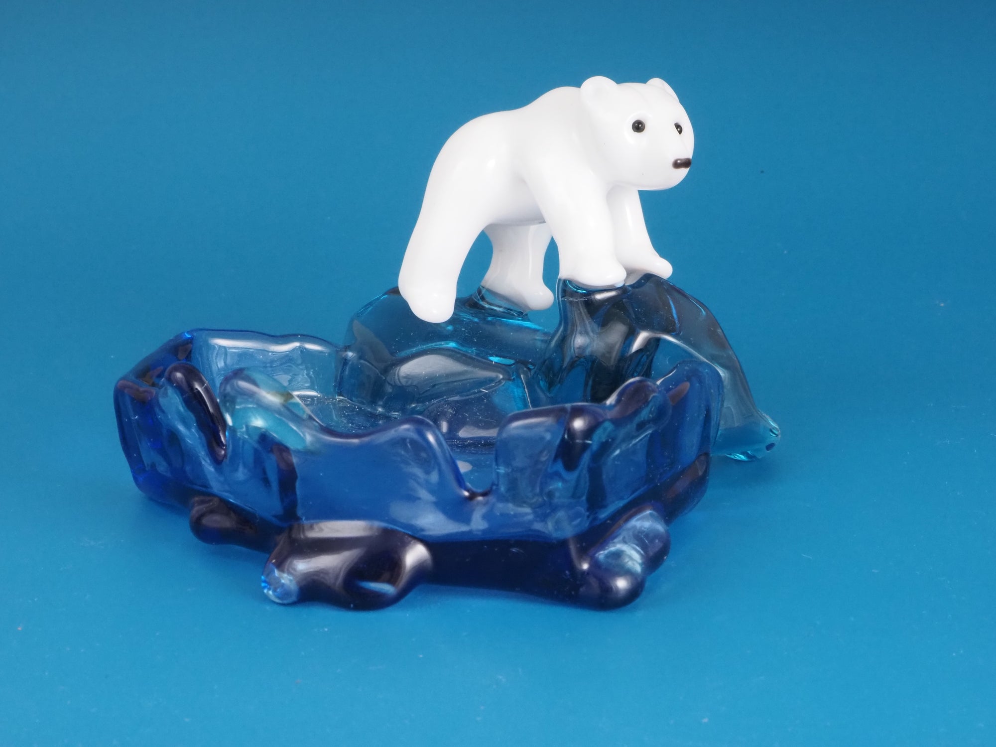 Coyle - "Polar Bear tray"