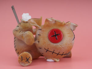 Peter Muller - "Head rest ashtray"