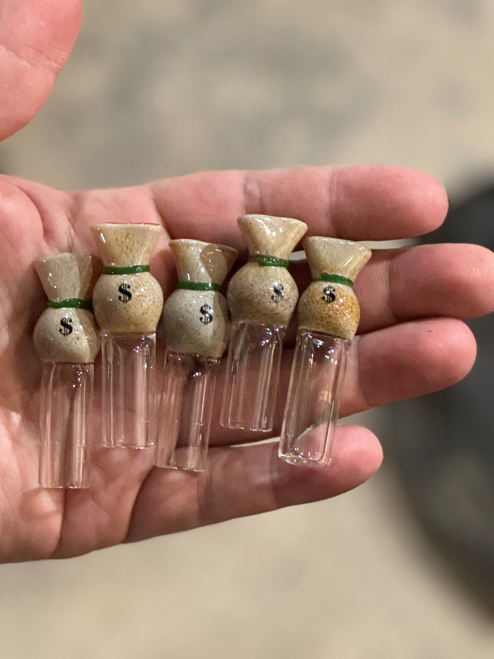 Cash Hole Money Bag Tip