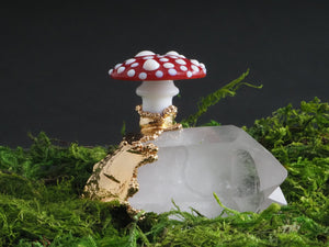 Snic Barnes "Crystal with 1 Mushroom"