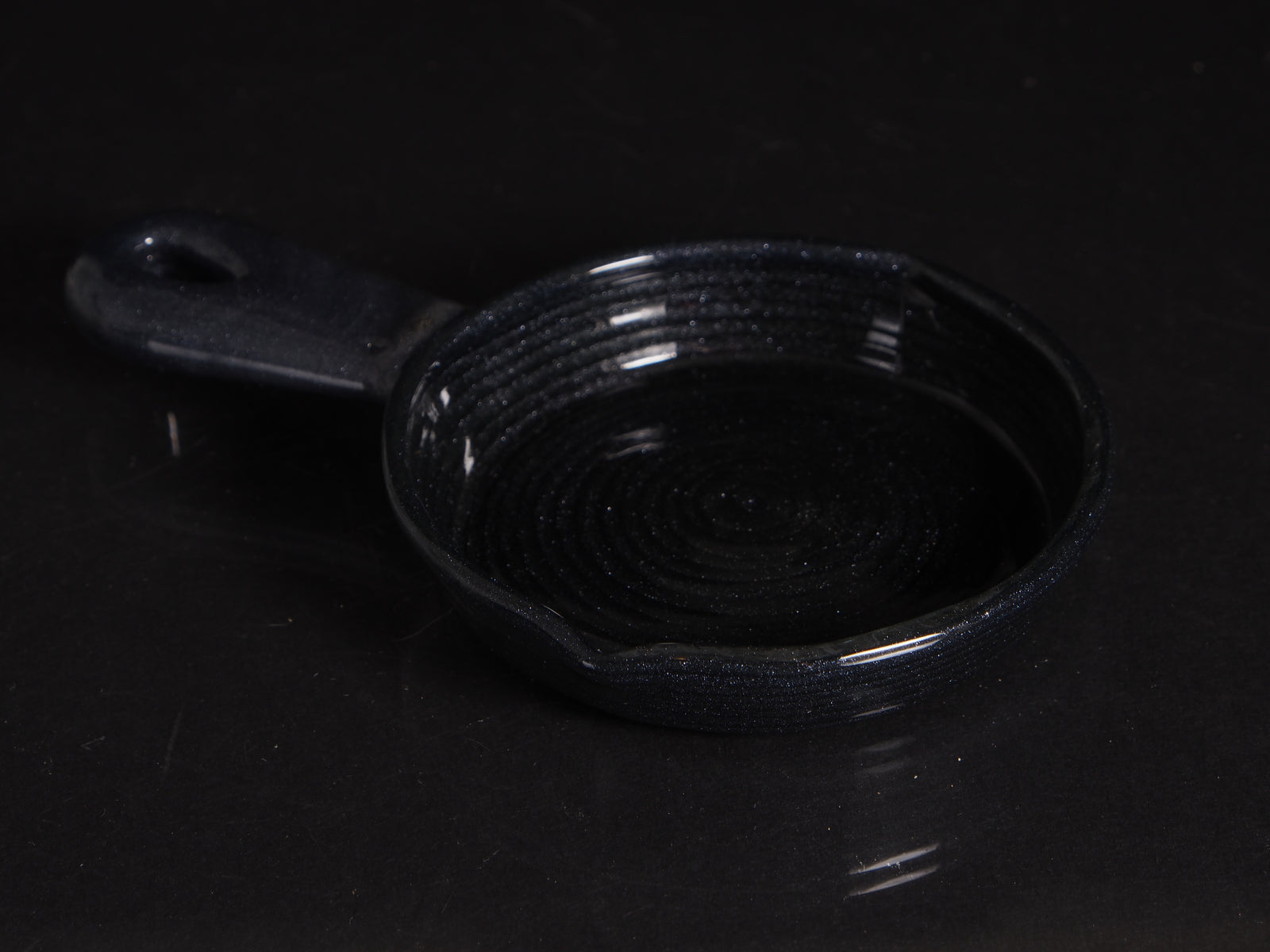 Rosburg Glass - "Skillet" Ashtray