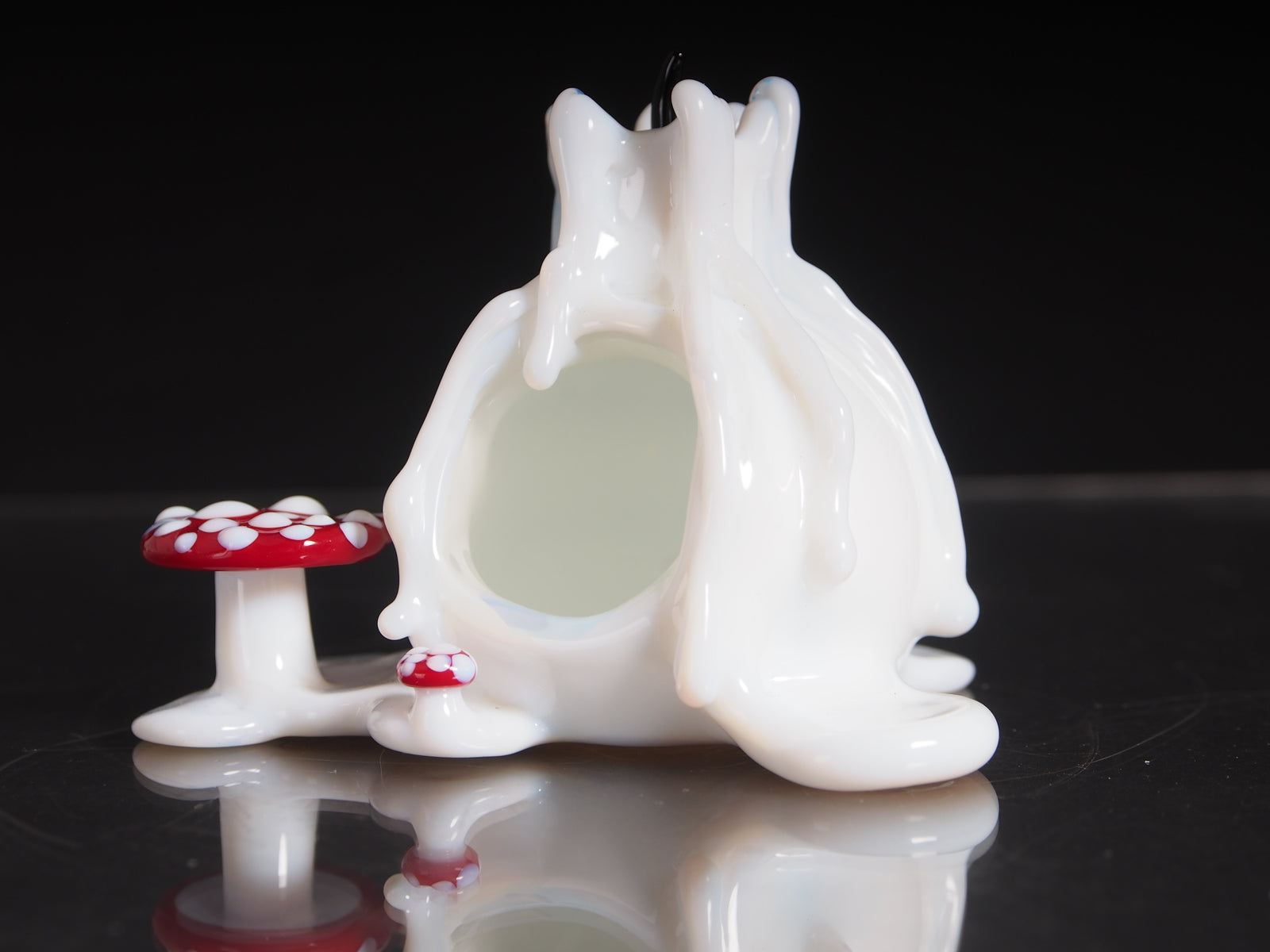 Snic - "Illusions and Ashes" Ashtray